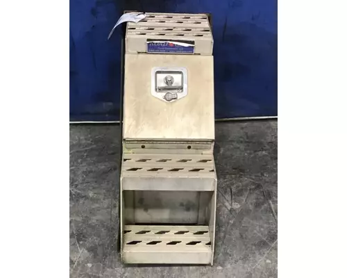 INTERNATIONAL 9400I TOOL BOX