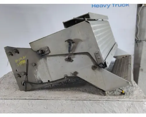 INTERNATIONAL 9400I TOOL BOX