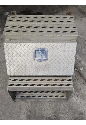 INTERNATIONAL 9400I Tool Box