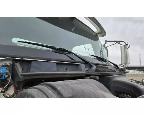 INTERNATIONAL 9400I Windshield Wiper Arm