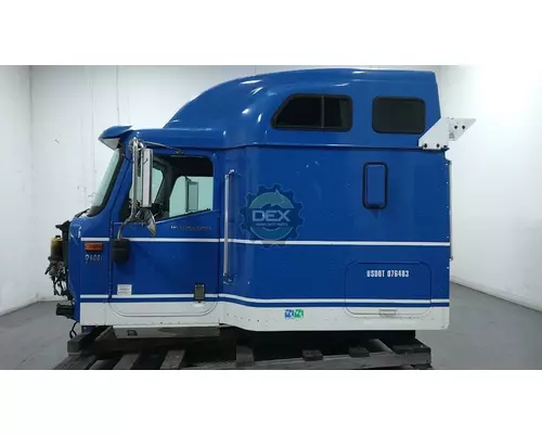 INTERNATIONAL 9400 8102 cab, complete