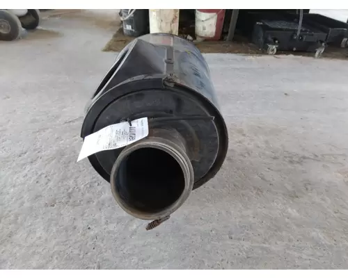 INTERNATIONAL 9400 AIR CLEANER