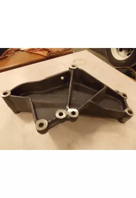 INTERNATIONAL 9400 Alternator Bracket