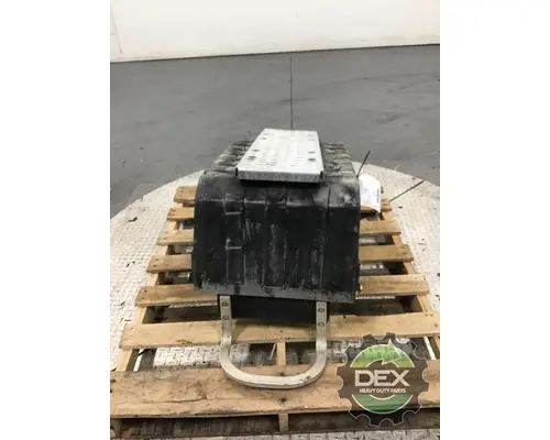 INTERNATIONAL 9400 Battery Box
