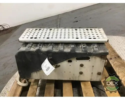 INTERNATIONAL 9400 Battery Box