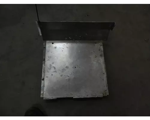 INTERNATIONAL 9400 Battery Box