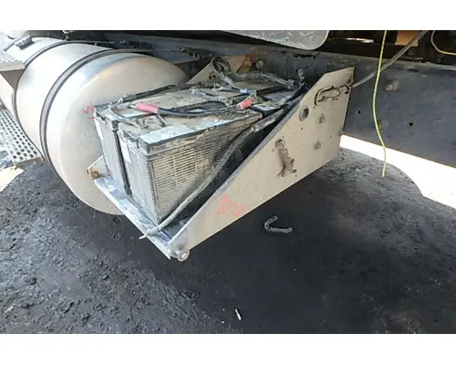 INTERNATIONAL 9400 Battery Tray