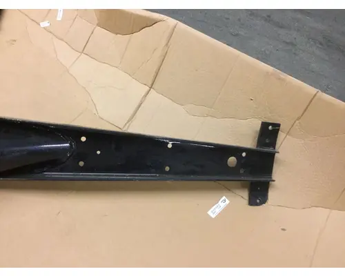INTERNATIONAL 9400 Brackets, Misc.