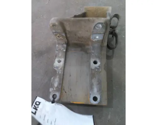 INTERNATIONAL 9400 CAB MOUNT,BRACKET