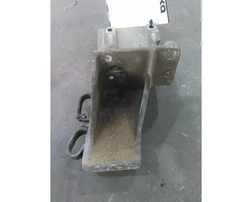INTERNATIONAL 9400 CAB MOUNT,BRACKET