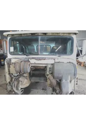 INTERNATIONAL 9400 CAB