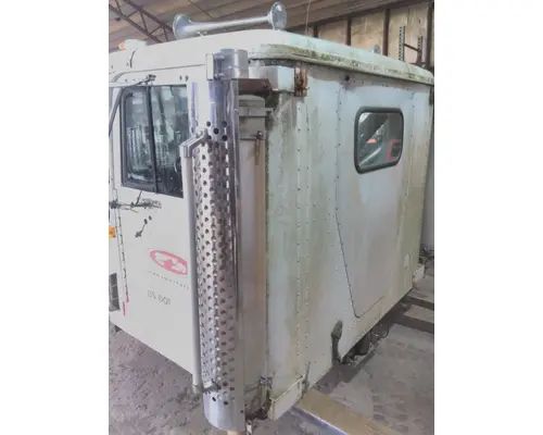 INTERNATIONAL 9400 CAB