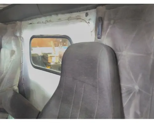 INTERNATIONAL 9400 CAB