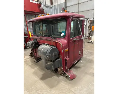 INTERNATIONAL 9400 Cab