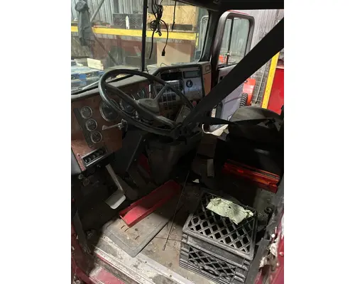 INTERNATIONAL 9400 Cab