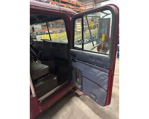 INTERNATIONAL 9400 Cab