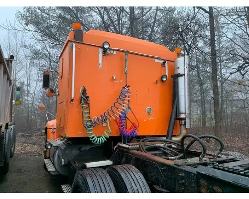 INTERNATIONAL 9400 Complete Vehicle