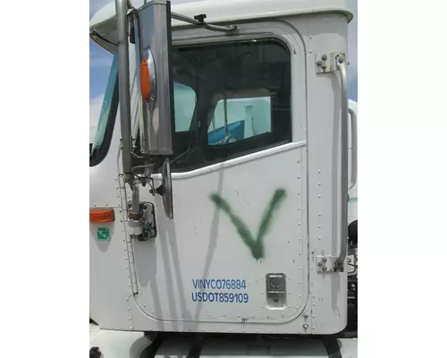 INTERNATIONAL 9400 DOOR ASSEMBLY, FRONT