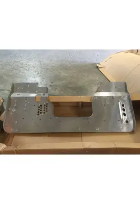 INTERNATIONAL 9400 Dash / Console Switch