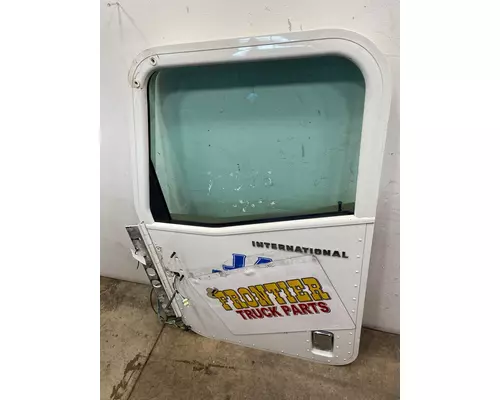 INTERNATIONAL 9400 Door Assembly, Front