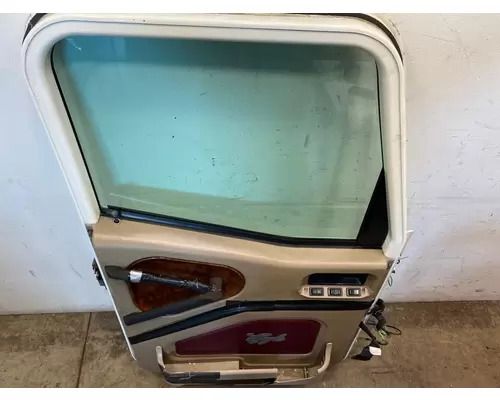 INTERNATIONAL 9400 Door Assembly, Front