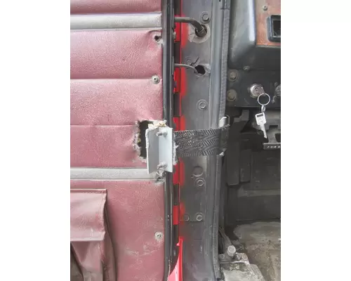 INTERNATIONAL 9400 Door Assembly, Front