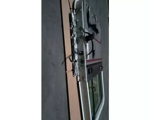 INTERNATIONAL 9400 Door Assembly, Front