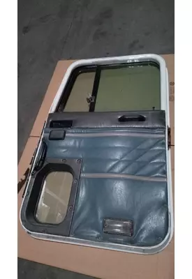 INTERNATIONAL 9400 Door Assembly, Front
