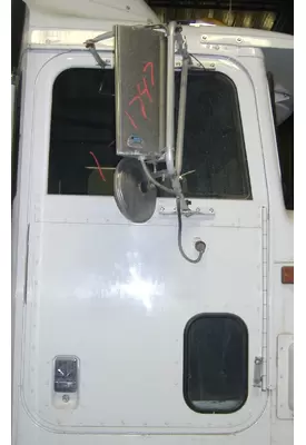 INTERNATIONAL 9400 Door Assembly, Front