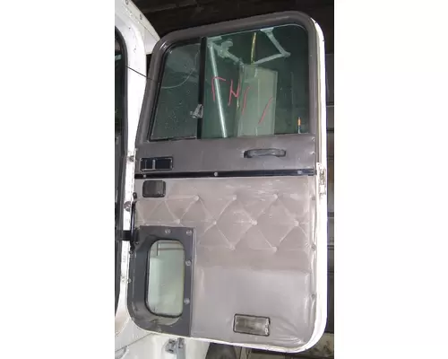 INTERNATIONAL 9400 Door Assembly, Front