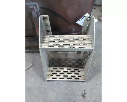 INTERNATIONAL 9400 FRAME STEP