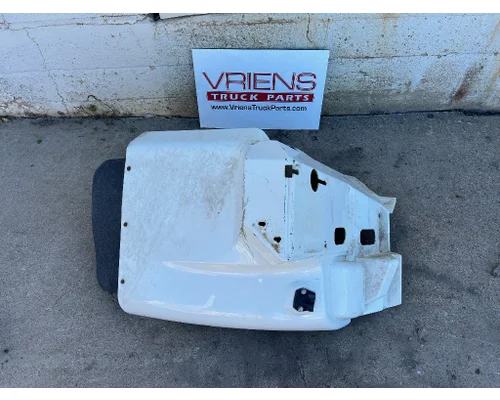 INTERNATIONAL 9400 Fender Extension