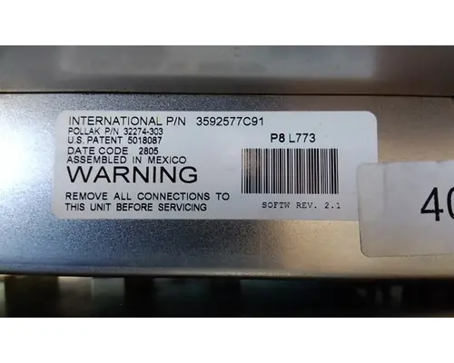 INTERNATIONAL 9400 GAUGE CLUSTER