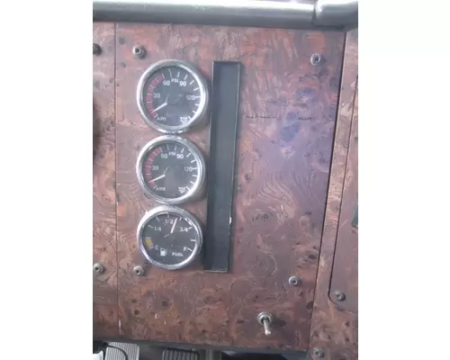 INTERNATIONAL 9400 GAUGE CLUSTER