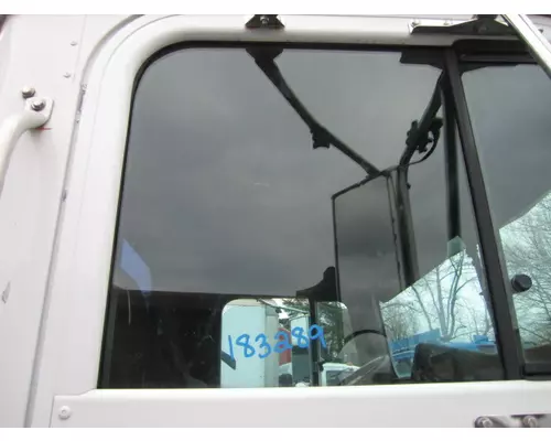 INTERNATIONAL 9400 GLASS, DOOR, FRONT