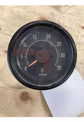 INTERNATIONAL 9400 Gauges