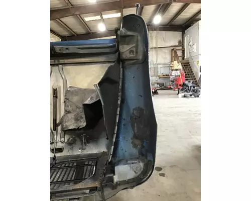 INTERNATIONAL 9400 HOOD