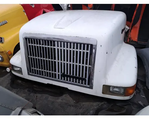 INTERNATIONAL 9400 Hood
