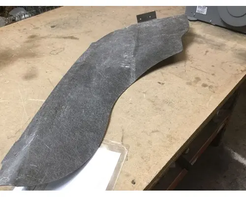 INTERNATIONAL 9400 Inner Fender