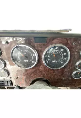 INTERNATIONAL 9400 Instrument Cluster