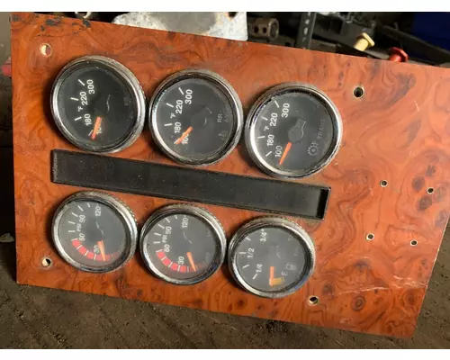 INTERNATIONAL 9400 Instrument Cluster