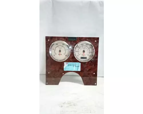 INTERNATIONAL 9400 Instrument Cluster