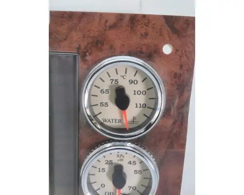 INTERNATIONAL 9400 Instrument Cluster