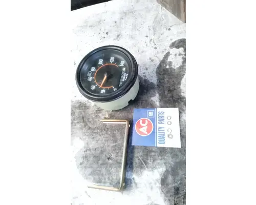 INTERNATIONAL 9400 Instrument Cluster