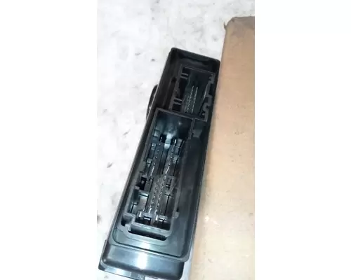 INTERNATIONAL 9400 Latches and Locks