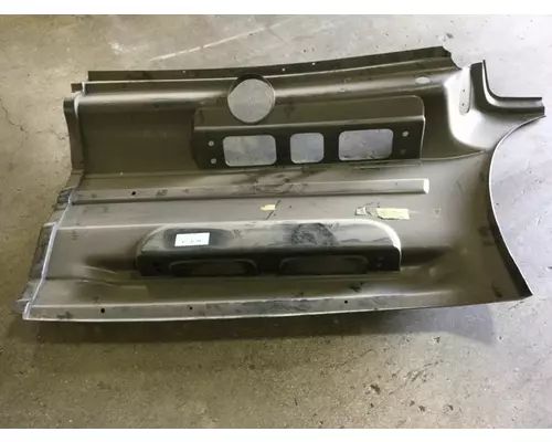 INTERNATIONAL 9400 Side Fairing