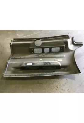 INTERNATIONAL 9400 Side Fairing