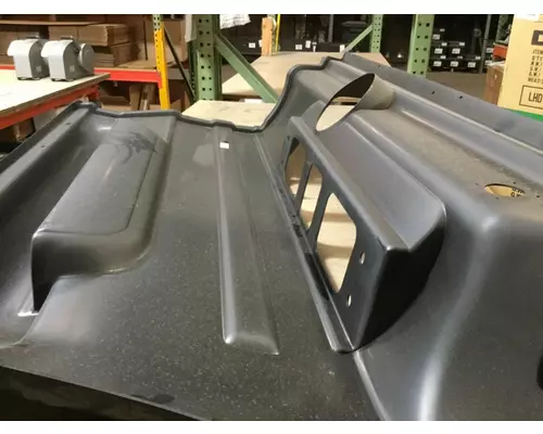 INTERNATIONAL 9400 Side Fairing