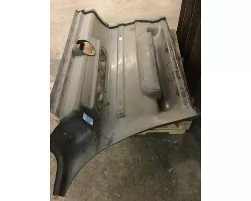 INTERNATIONAL 9400 Side Fairing