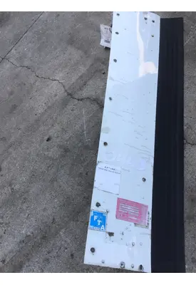 INTERNATIONAL 9400 Side Fairing